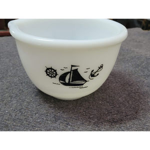 McKee 6-1/2" Black Sailboat Mixing Bowl Hard to find